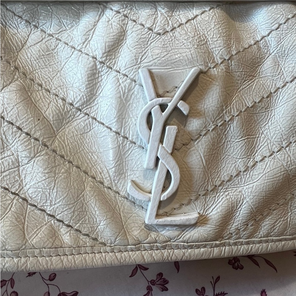 Saint Laurent Niki Medium Quilted Leather Shoulder Bag - Picture 7 of 10